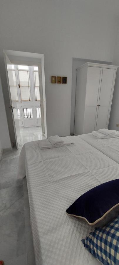 El 2 De Flamenco 2ºb Apartment Cadiz Luaran gambar